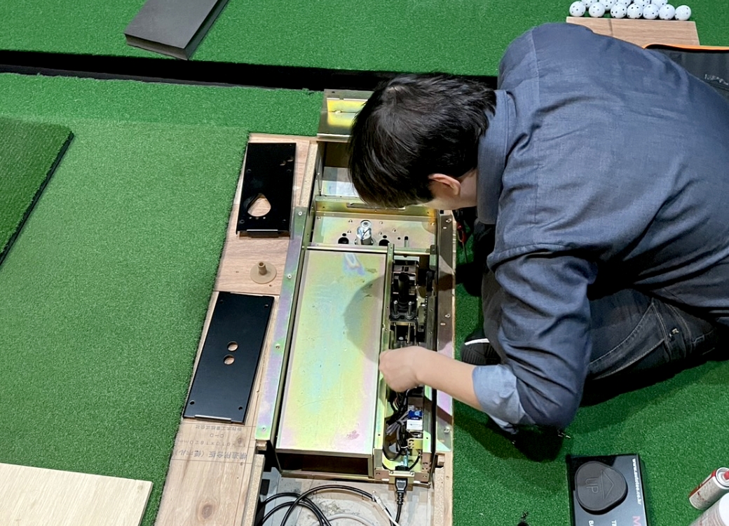 07 全国施工対応 店舗のスペースに合わせたレイアウト提案から設置まで対応します。